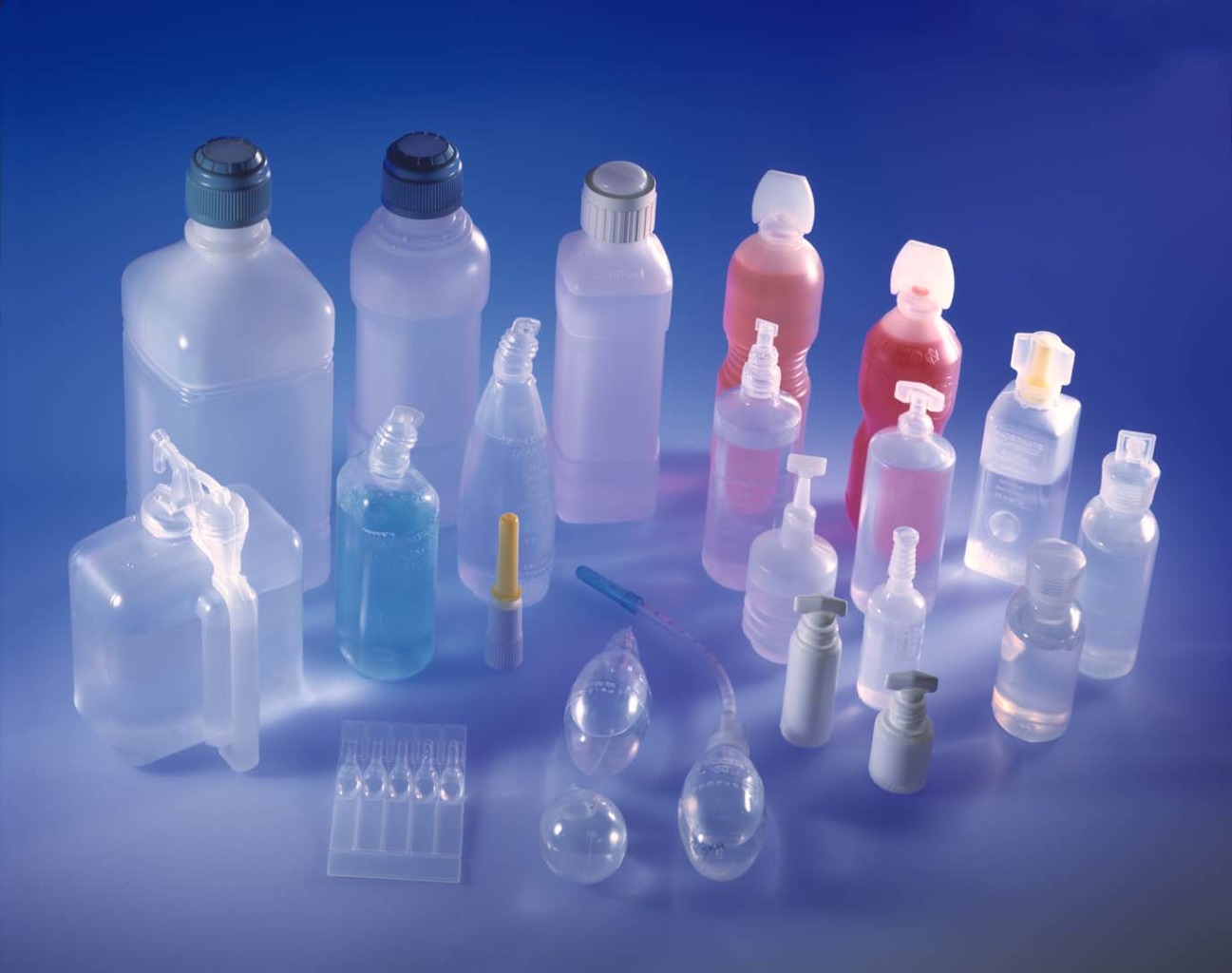 Beverage and isotonics blow/fill/seal packaging