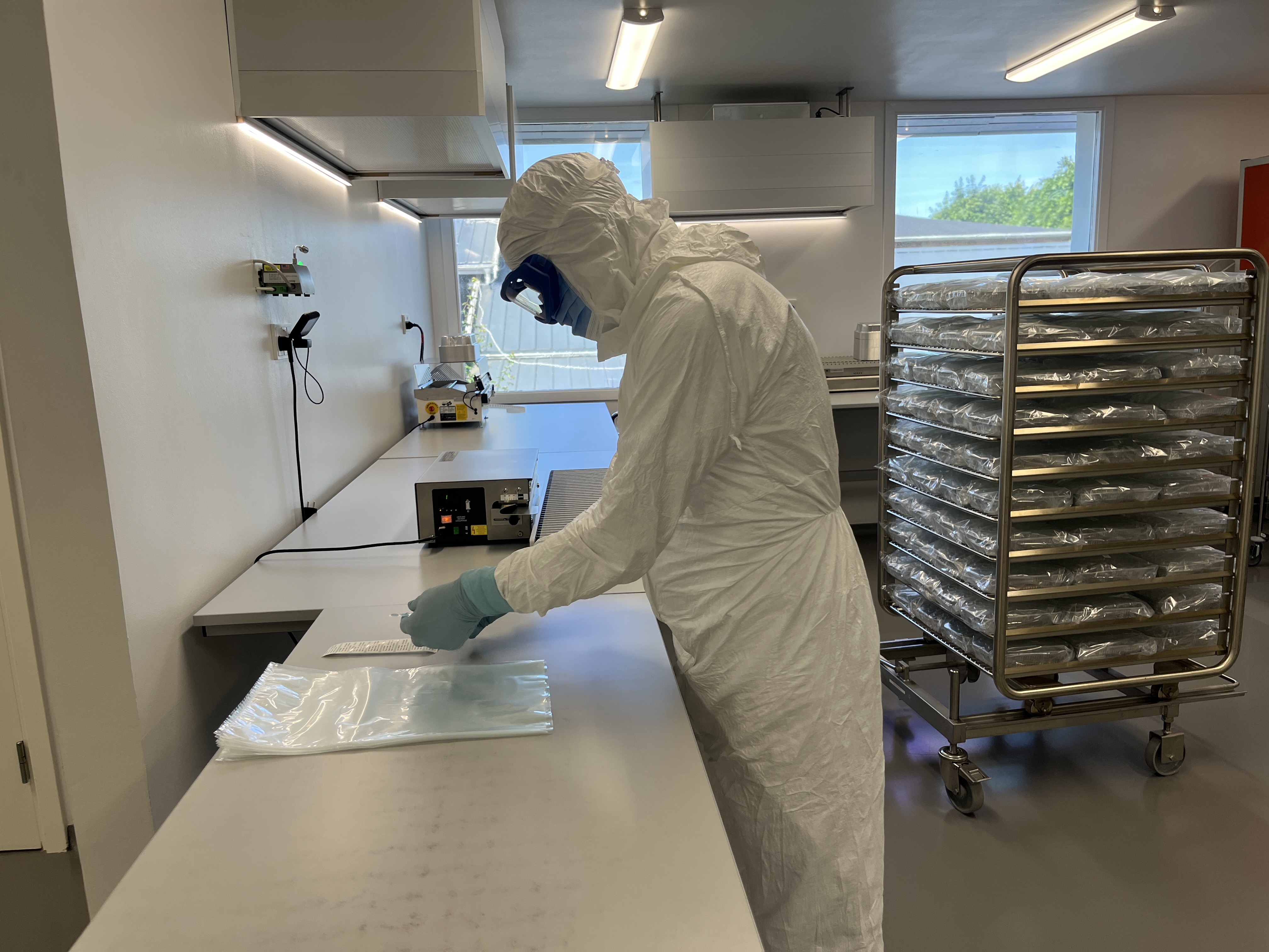 Cleanroom packing and sealing prior to dry-heat sterilization.