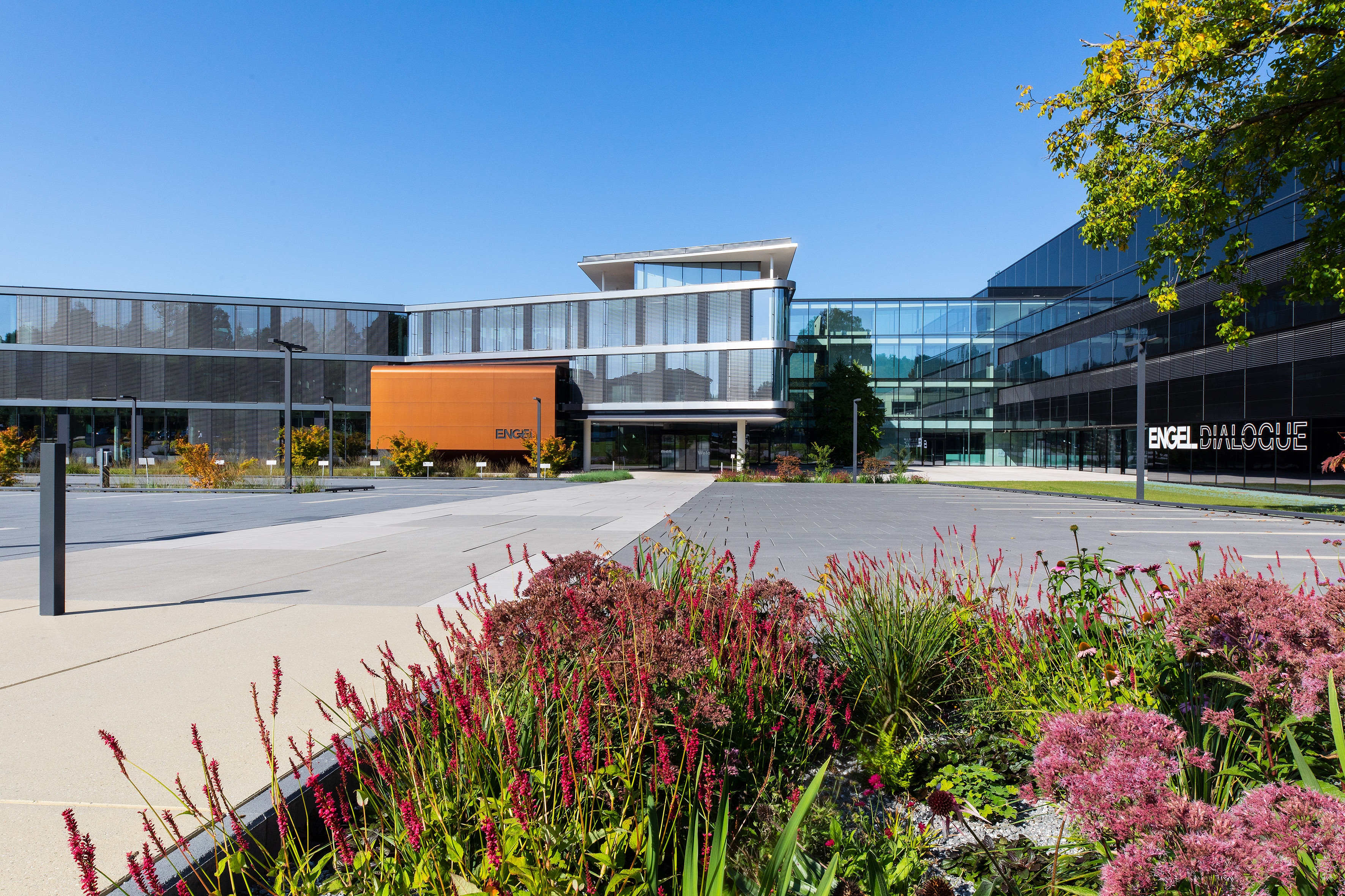 ENGEL Schwertberg - headquarter of the production of injection moulding machines