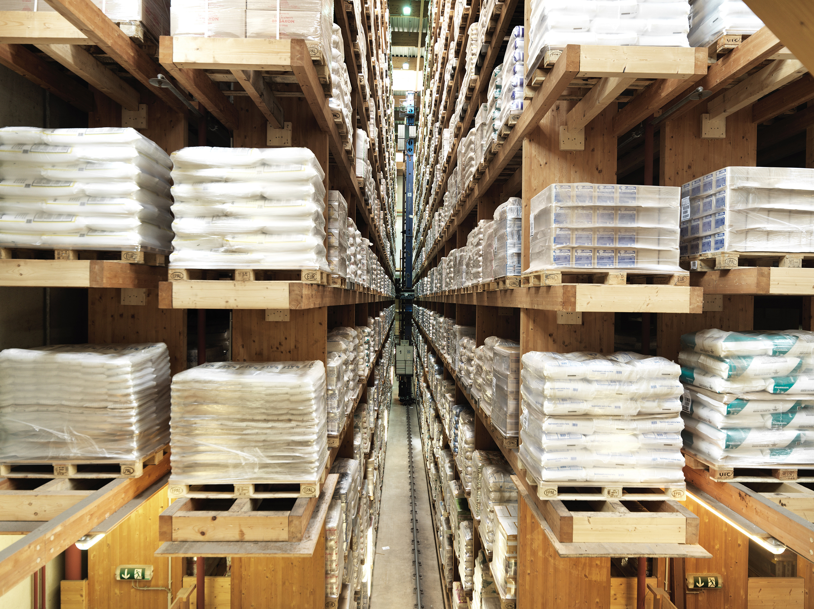 high bay warehouse