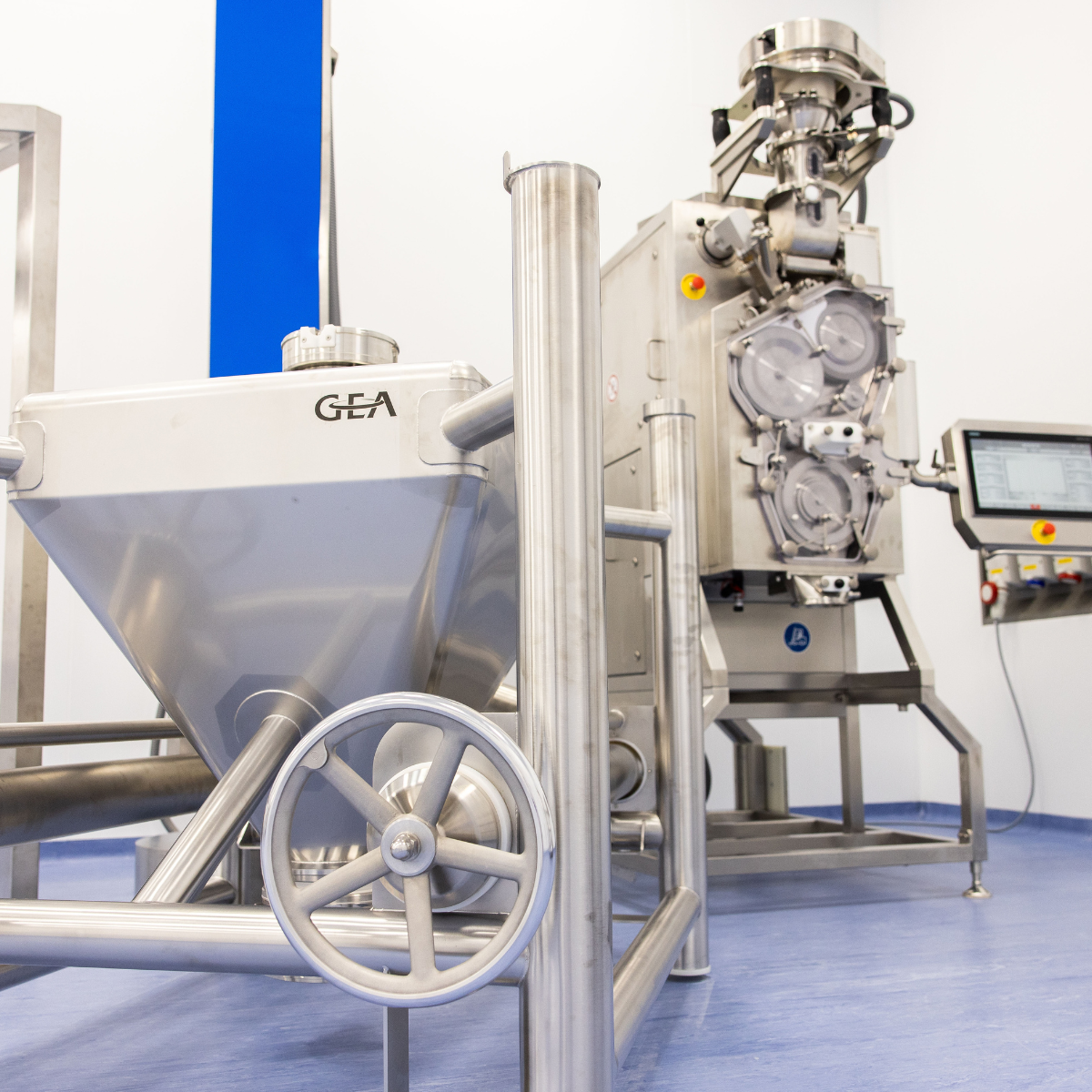 Large Processing Room - Post Hoist and Gerteis