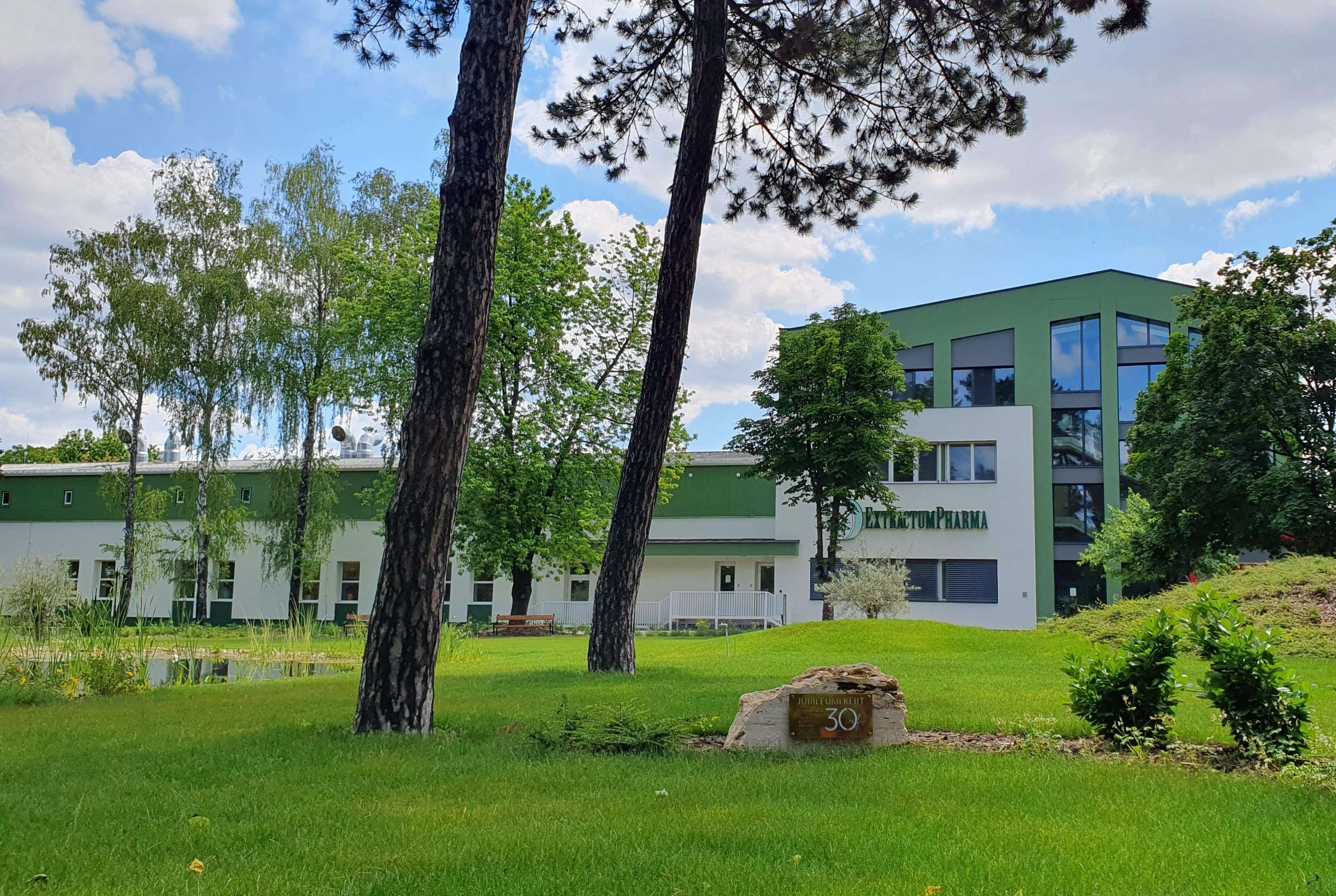 Main building ExtractumPharma