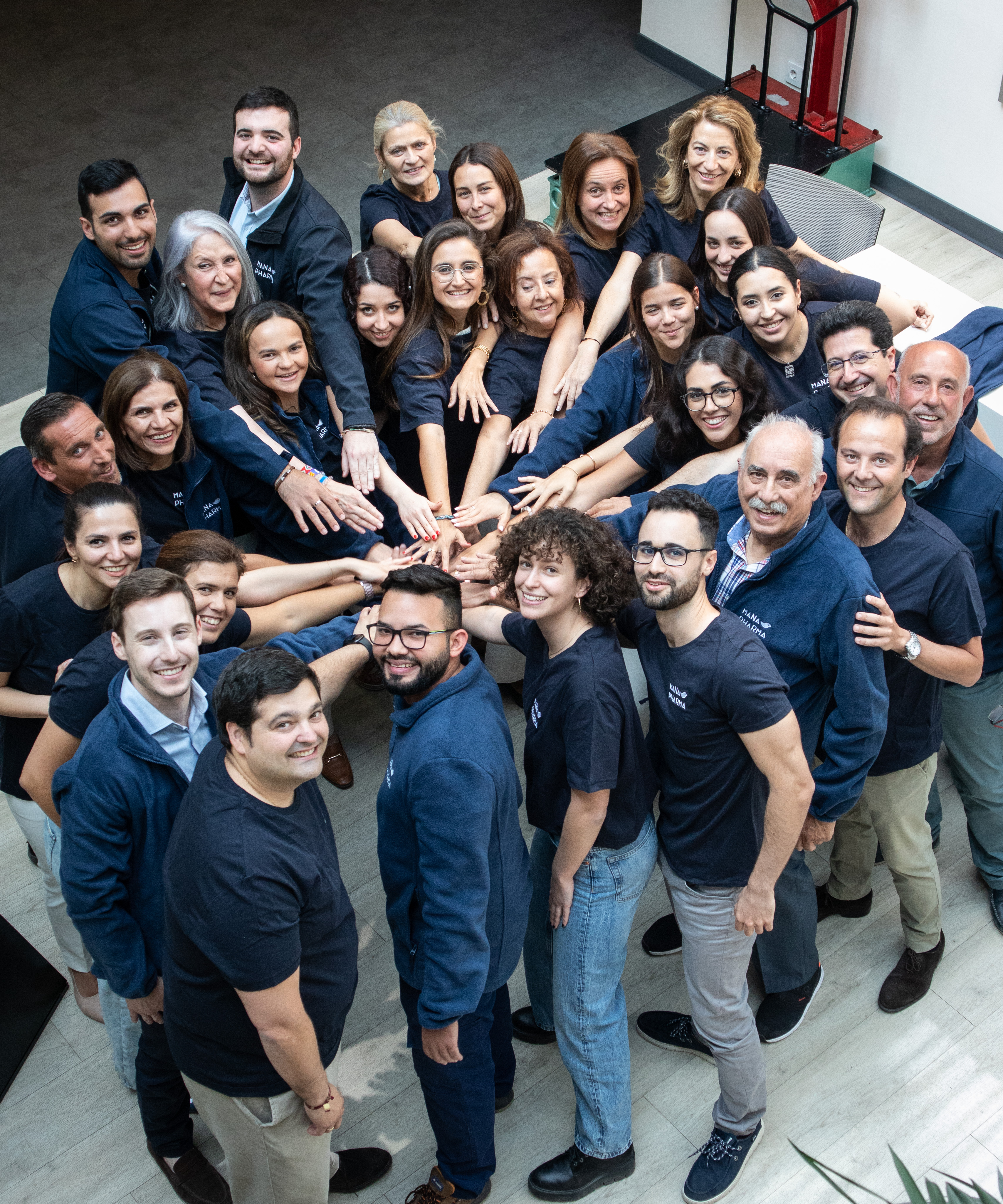 MANA PHARMA TEAM