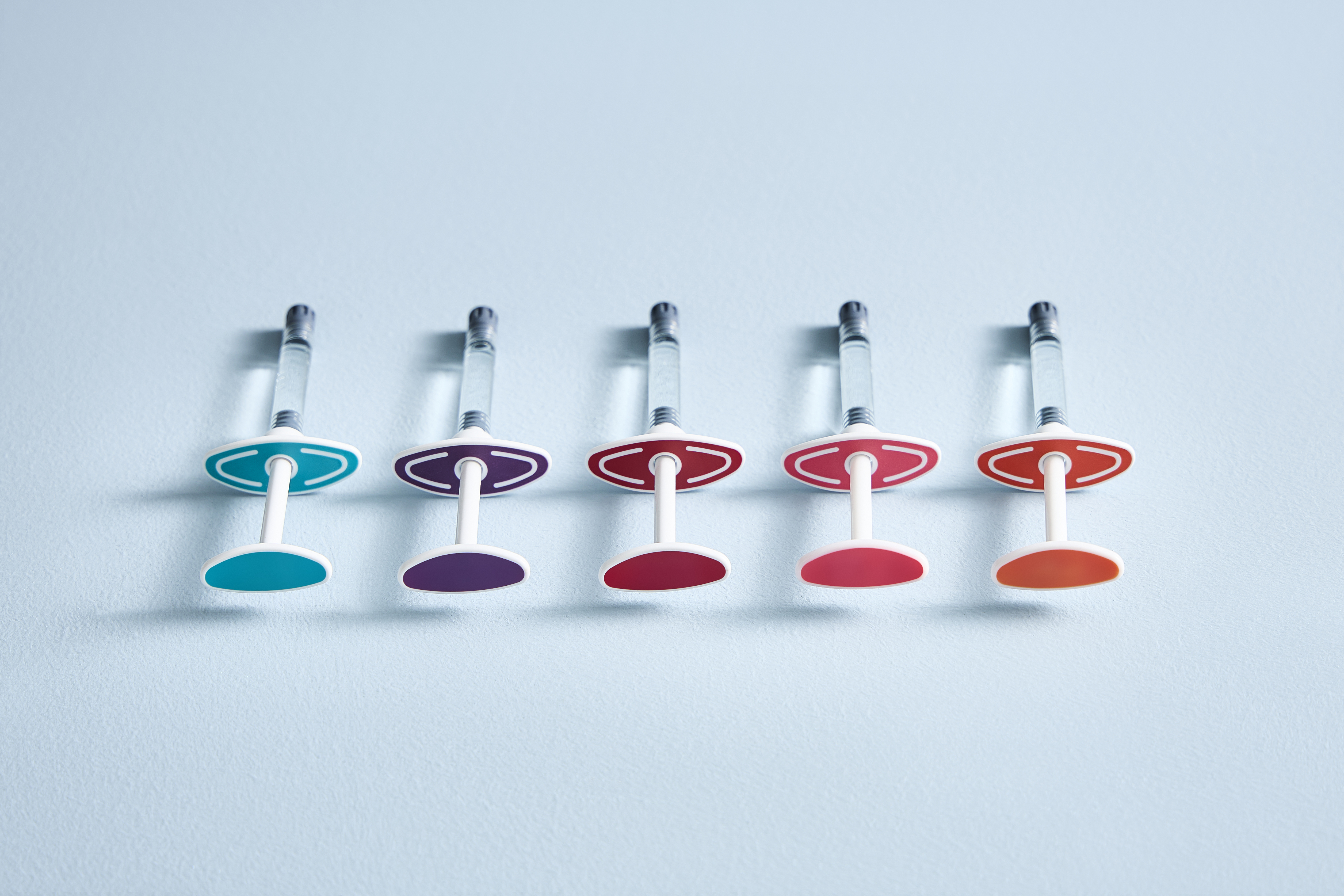 Morpho Range – Bi-Material Syringe Plungers in Vibrant Colors