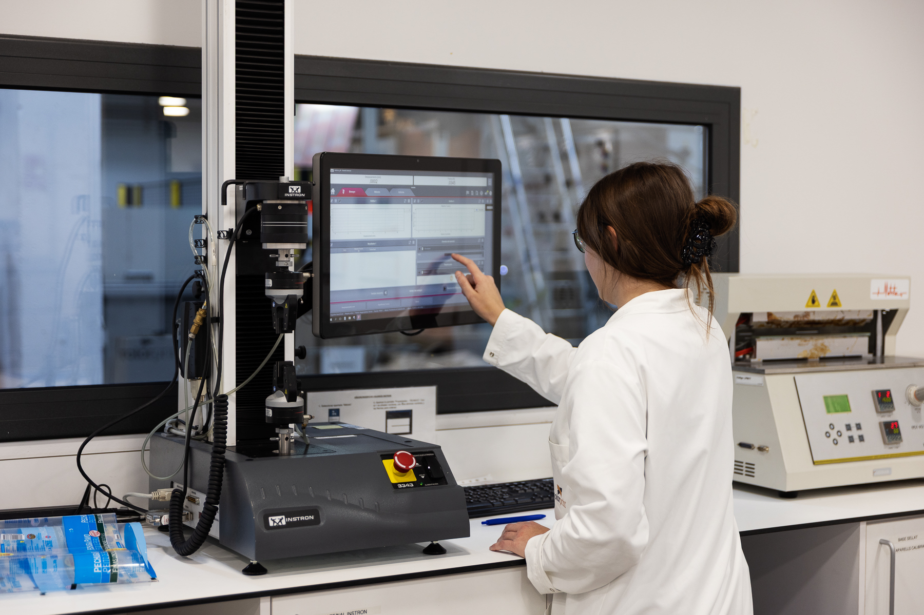 Quality Control Laboratory for Flexible Packaging Solutions