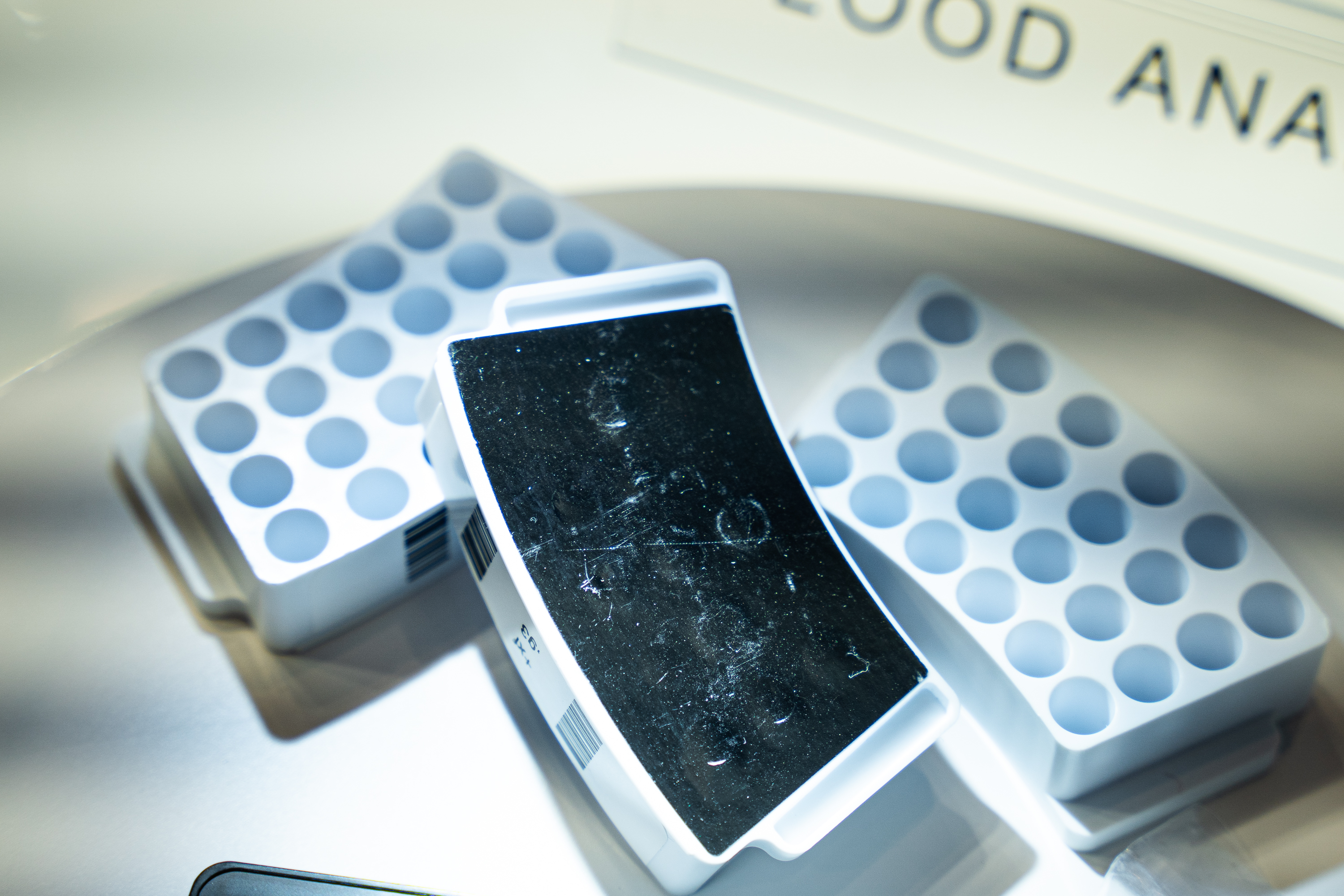 Reaction Plates for Blood Analysis– Precision Tools for Testing