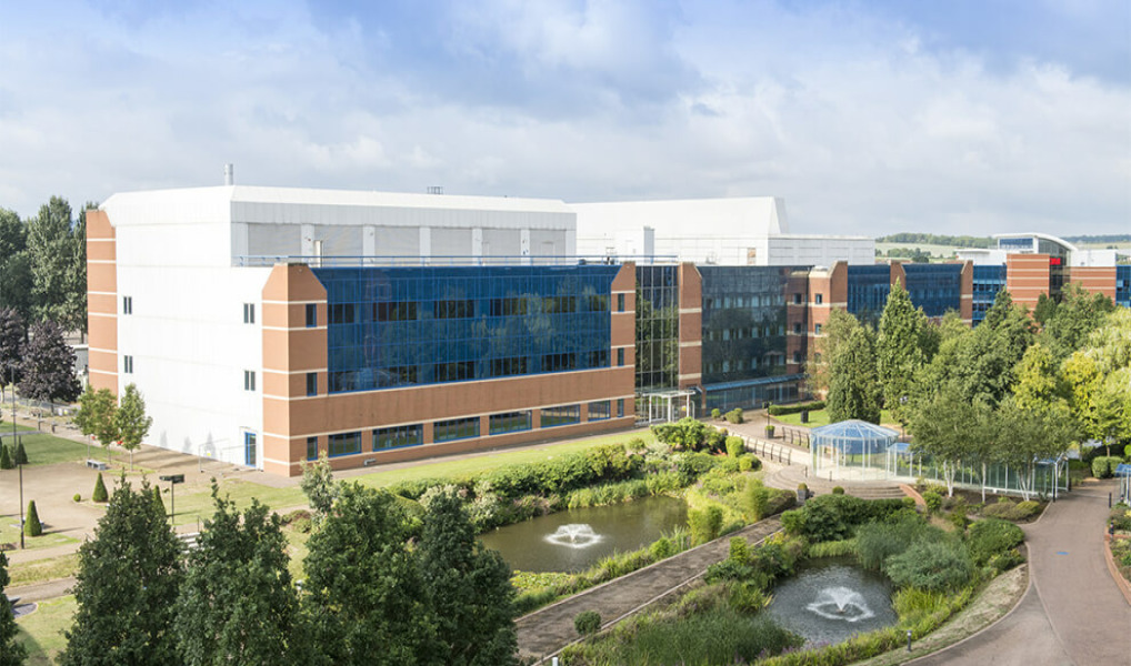 Growing drug delivery CDMO Kindeva expands UK operations