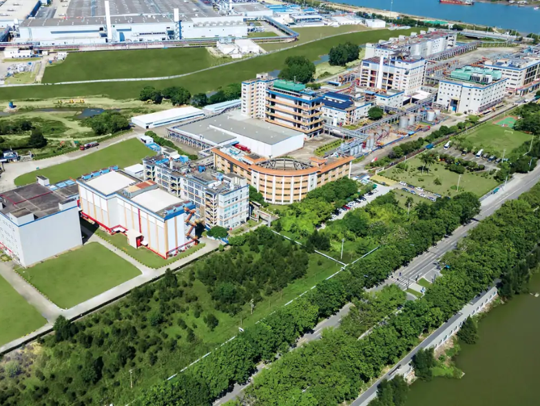 Lonza start commercial operations in newly expanded facility