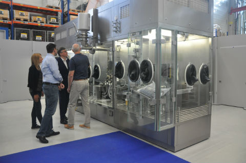 New filling and closing machine AFG 5000 from Bosch