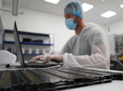 The Silent Force: Springs Driving Accuracy in Medical Devices