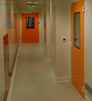4.0 CLEANROOM AIRLOCKS and DOORS INTERLOCK SYSTEMS