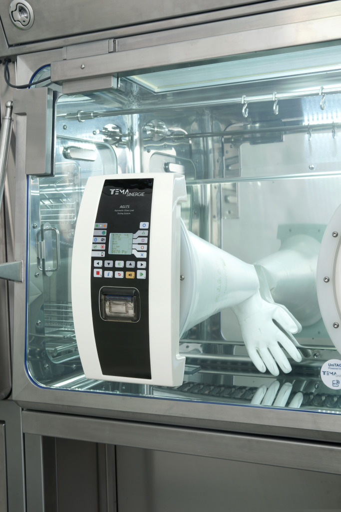 AGLTS - The Automatic Glove Leak Testing System 1