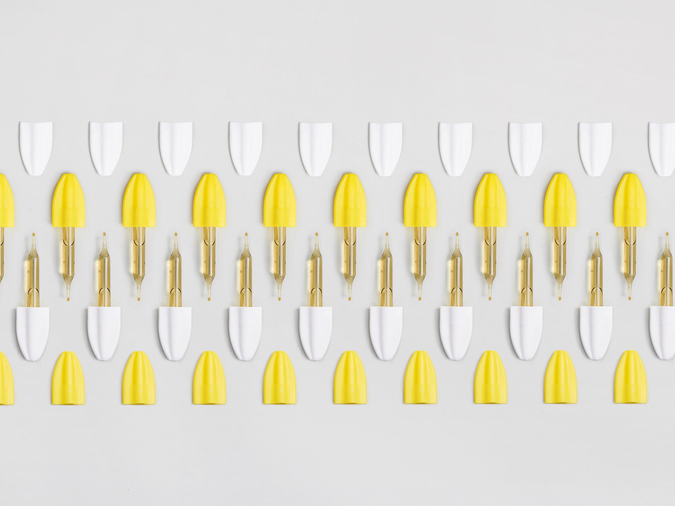 Ampoule breaker