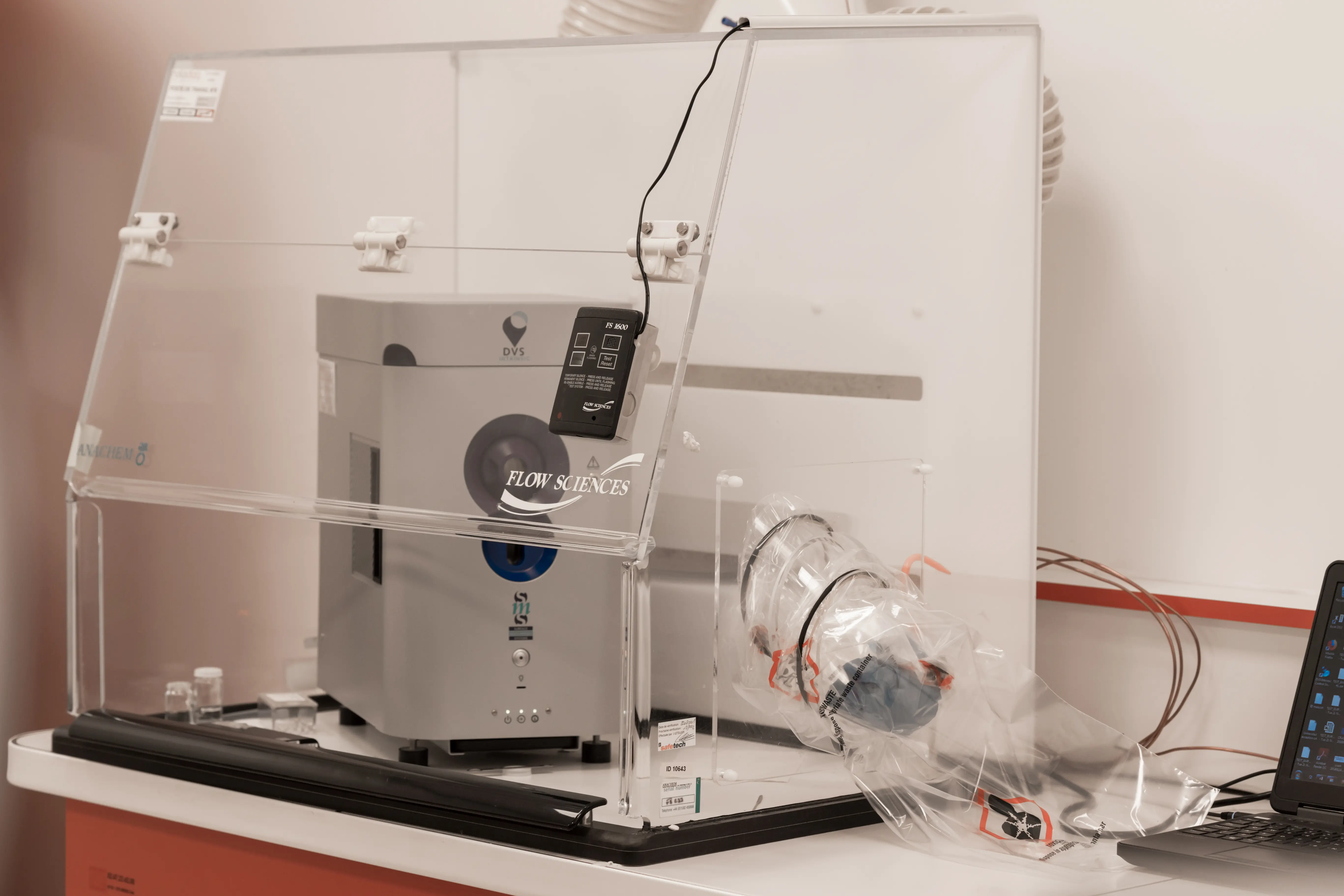 Analytical services - OEL: 50 ng/m3 2