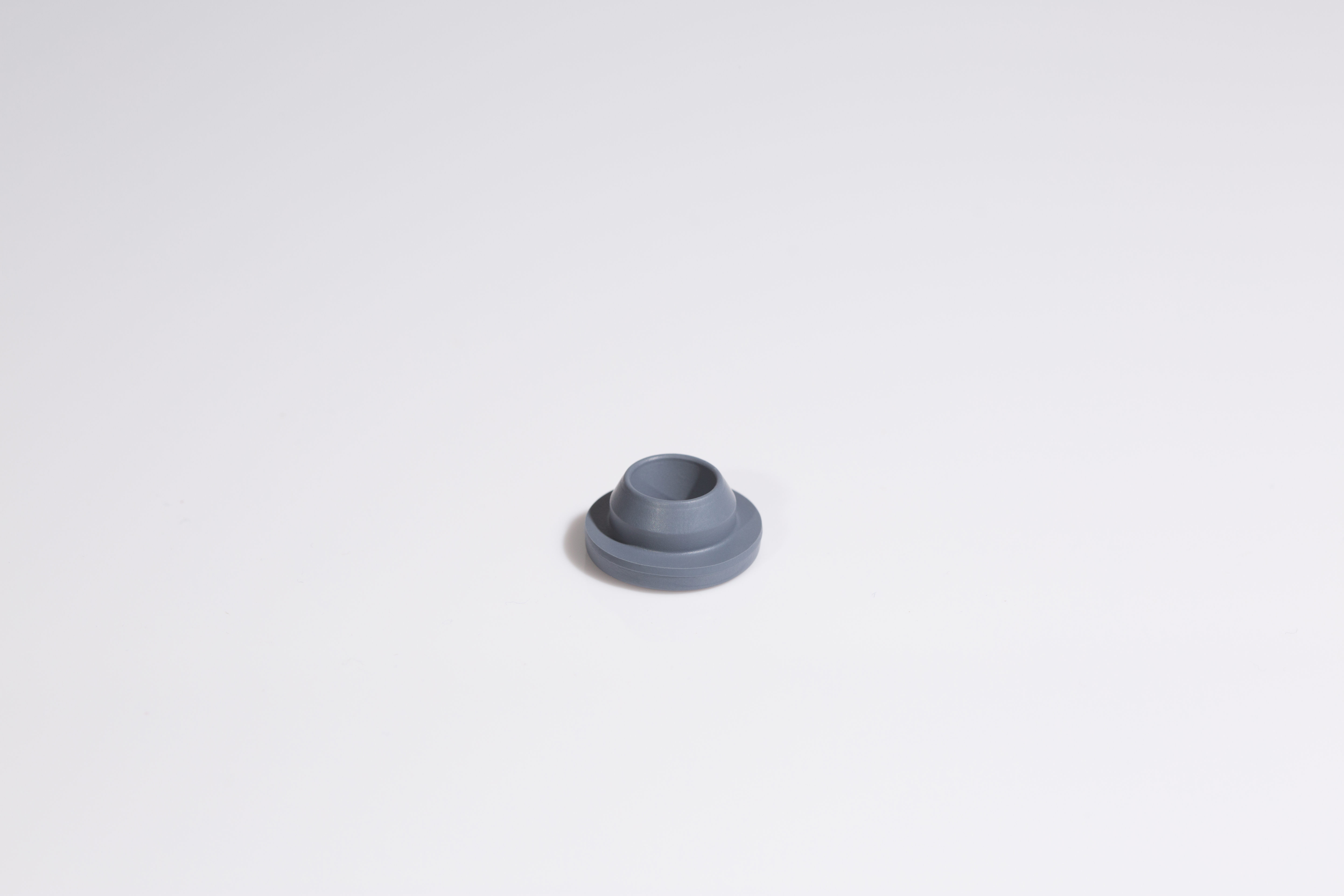 Butyl rubber stopper of antibiotic bottles 2