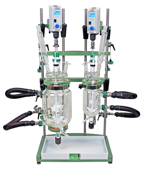 Complete ChemRxnHub™ Systems with Tool-Free Jacket Connections 2