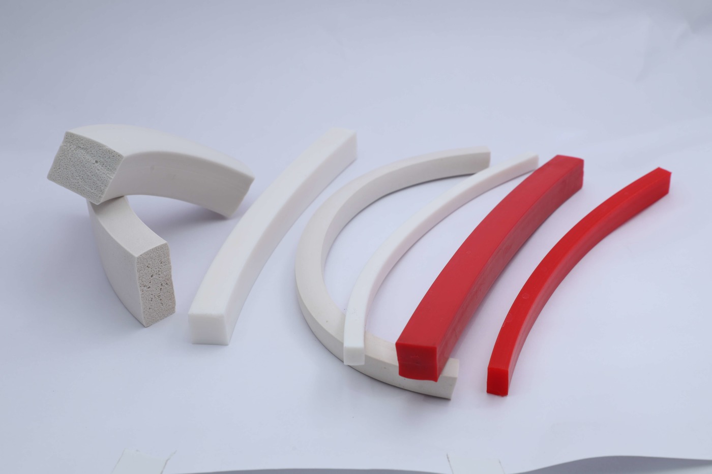 Cords, Strips & Sheet (Silicone / Viton® / Neoprene / Nitrile)