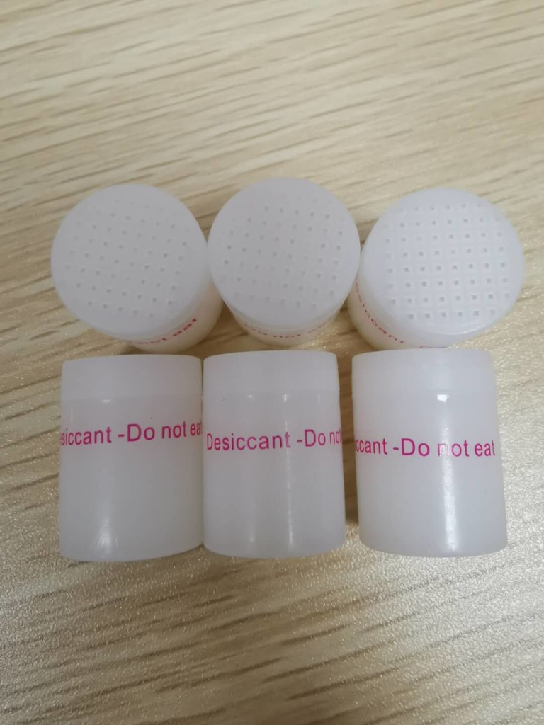 desiccant canister