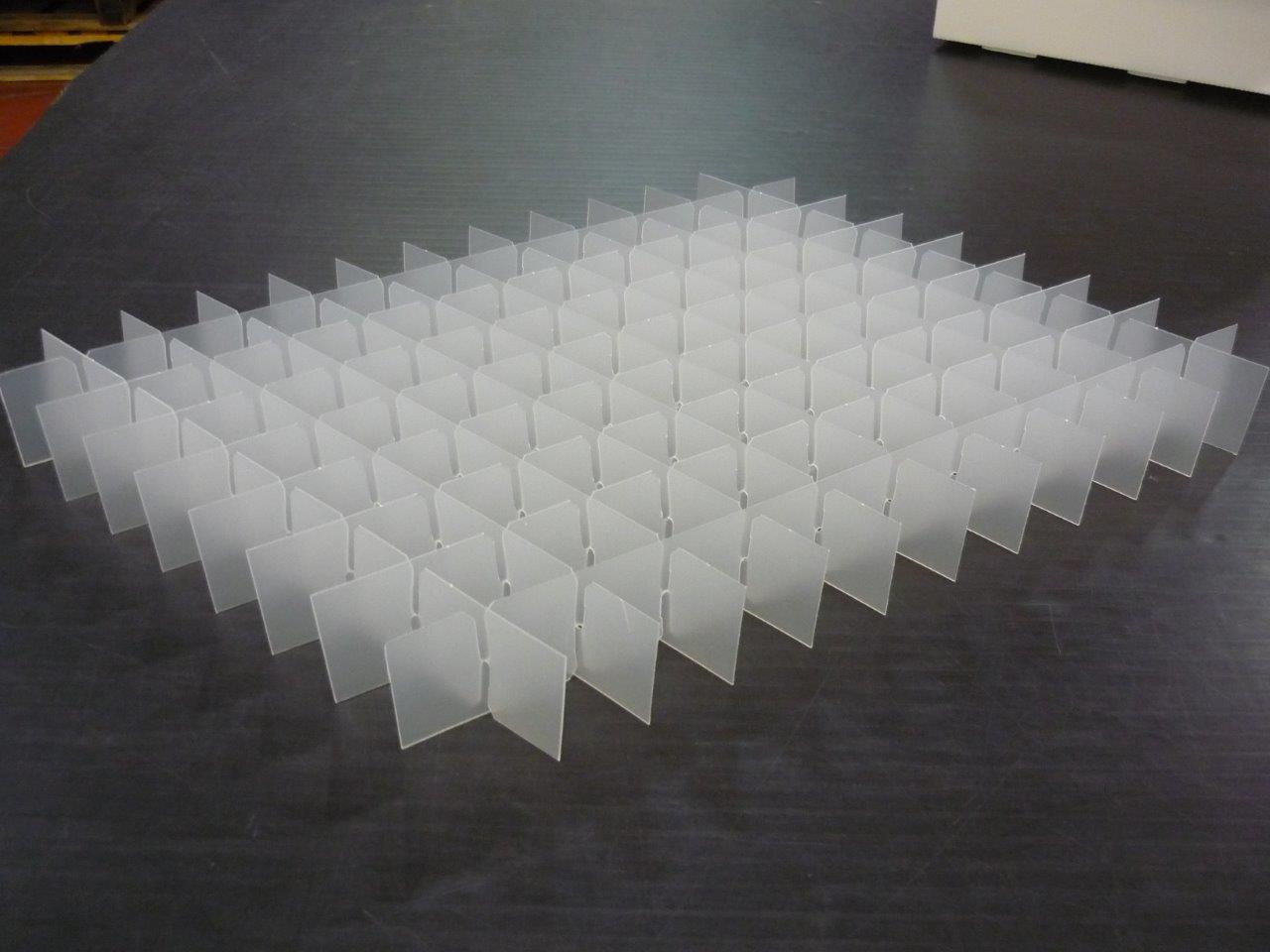 Divider in solid PP