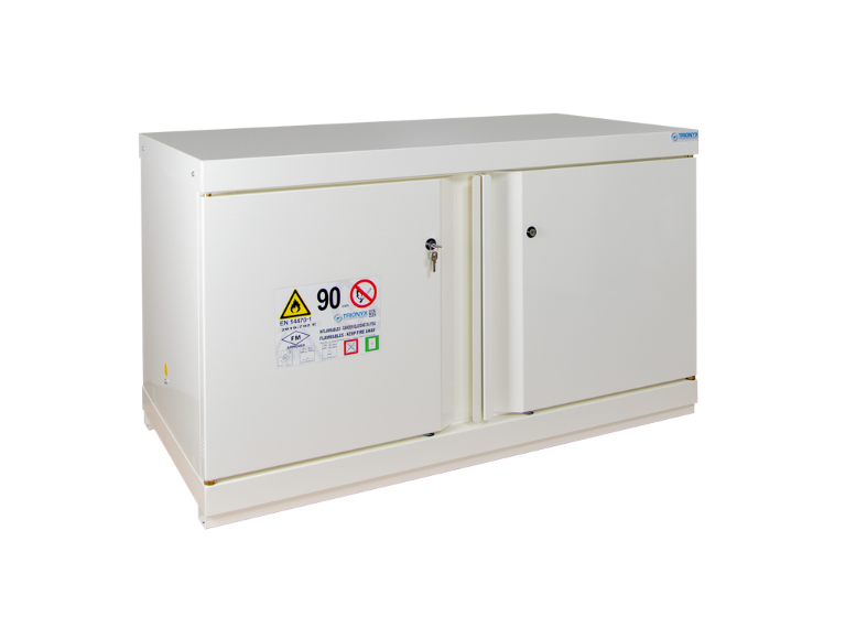 Flammable storage cabinets (90 mins) 1