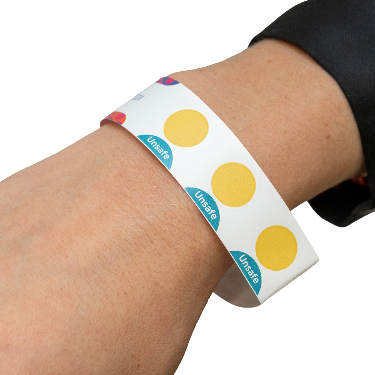 **G-CHECK Drink Testing Wristband (3 Tests) – Detection of Incapacitating Drugs in Drinks** 2