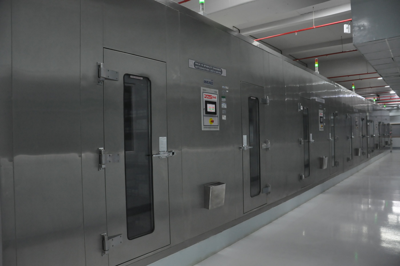 High Capacity Stability (Humidity) Chamber 2