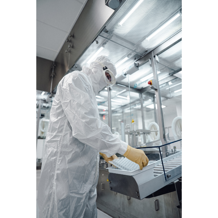 High-Speed Annex 1 Compliant Fill-Finish Manufacturing 3