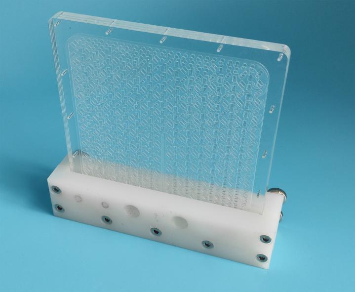 Kilo-scale Glass Microflow reactor 2