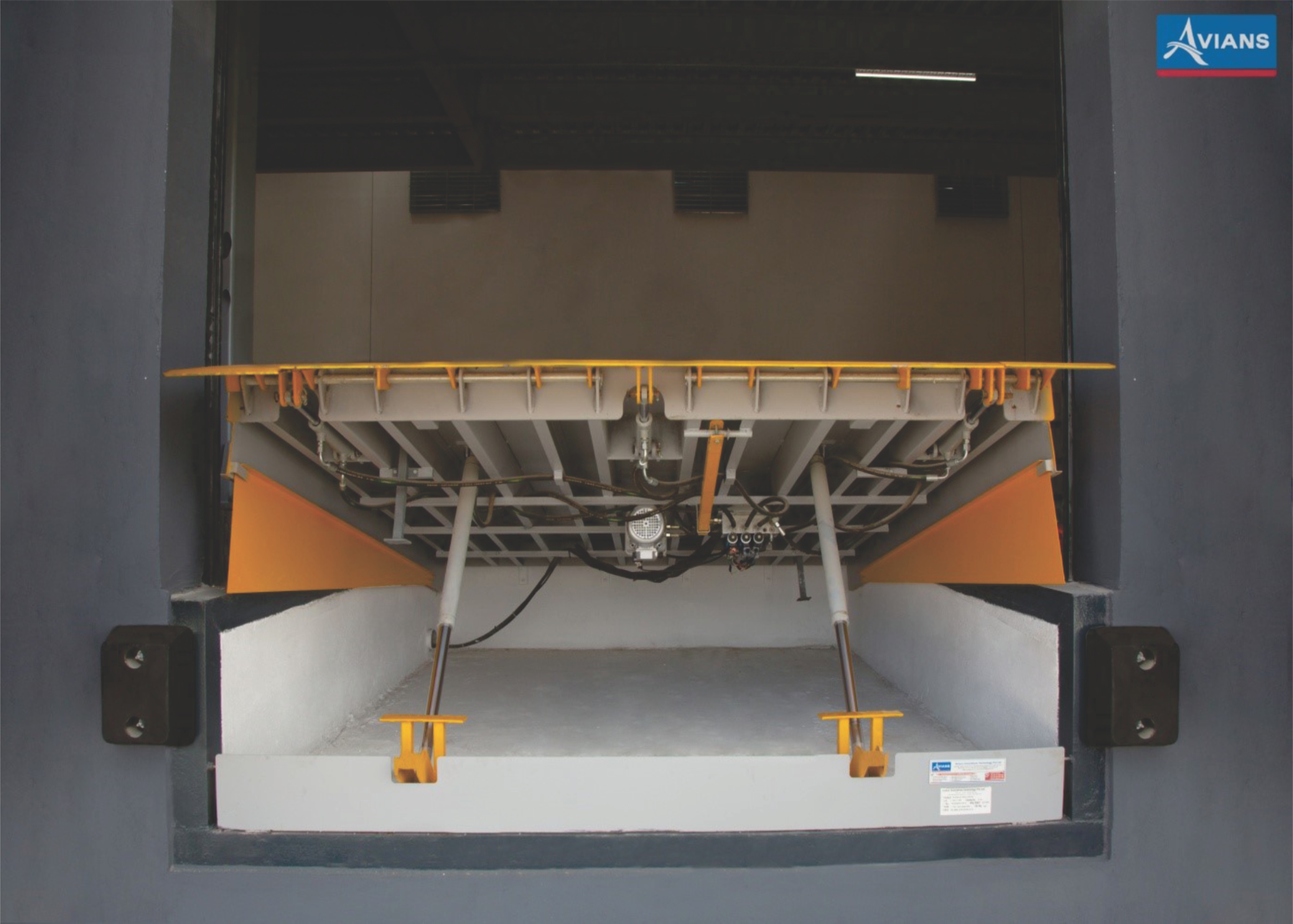 Loading Bay Solutions - Dock Leveler, Dock Shelters and Dock Seals 2