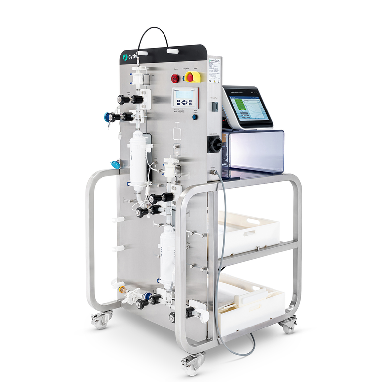 Manual drug product filtration system