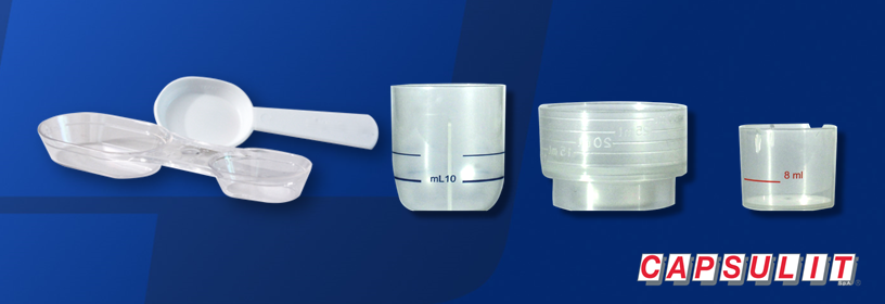 MEASURING CUPS AND DOSING SPOONS