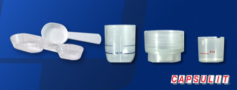 MEASURING CUPS AND DOSING SPOONS