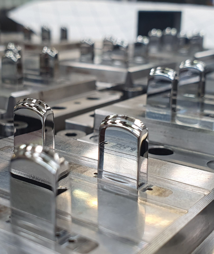 Modular direct injection mould 2