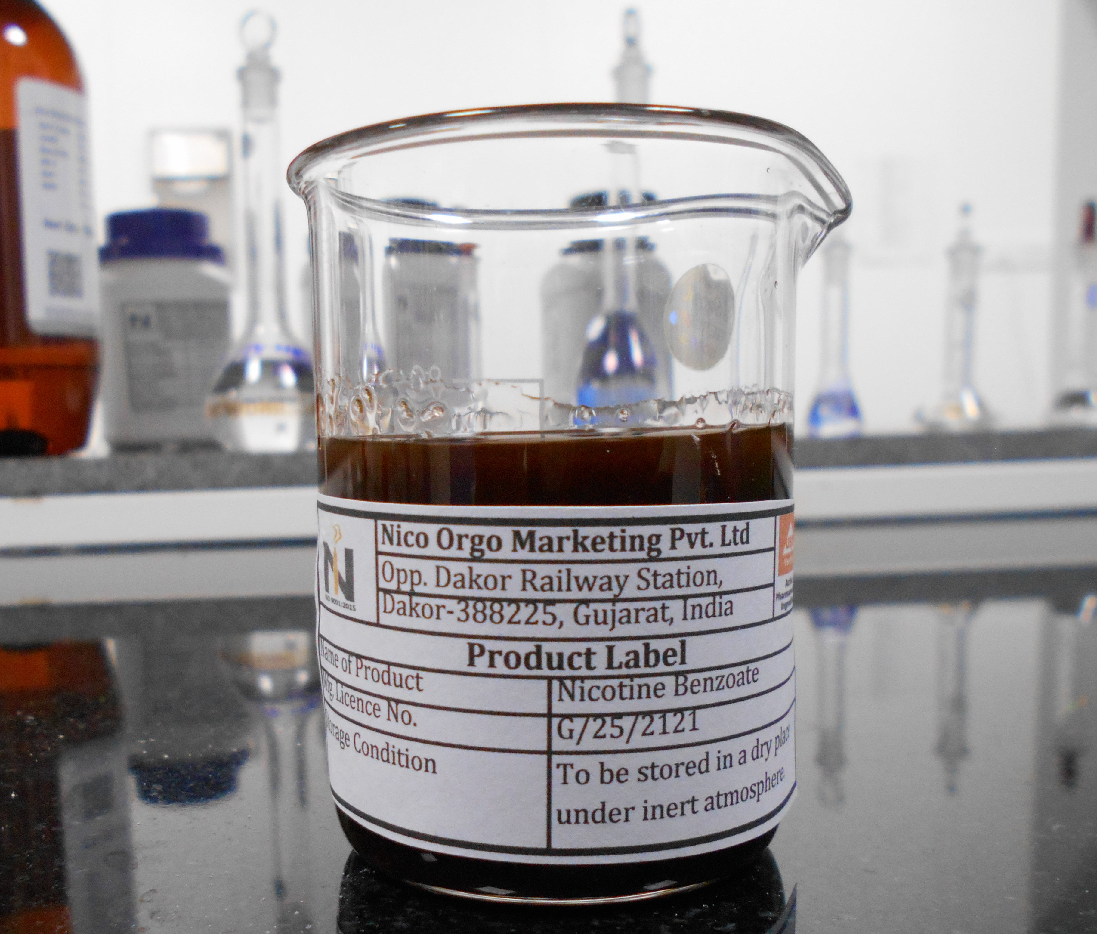 Nicotine Benzoate