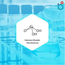 SELENIUM DIOXIDE MONOHYDRATE IP