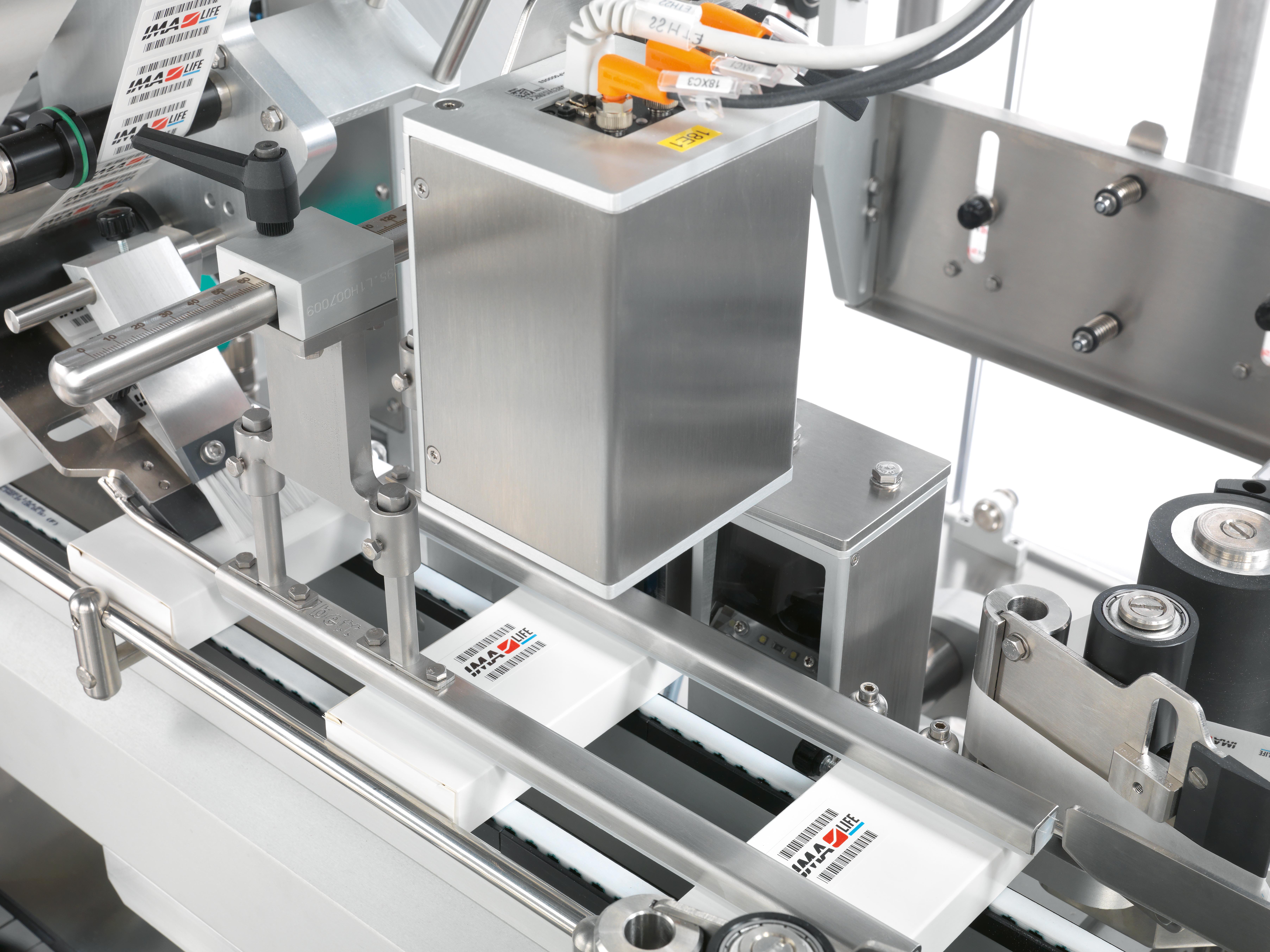 SENSITIVE AP400 Series, labelling machines for cartons. 3