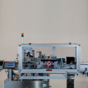 System 1 Pharma - Wrap-around vials Labelling