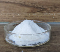 Triphenylphosphine