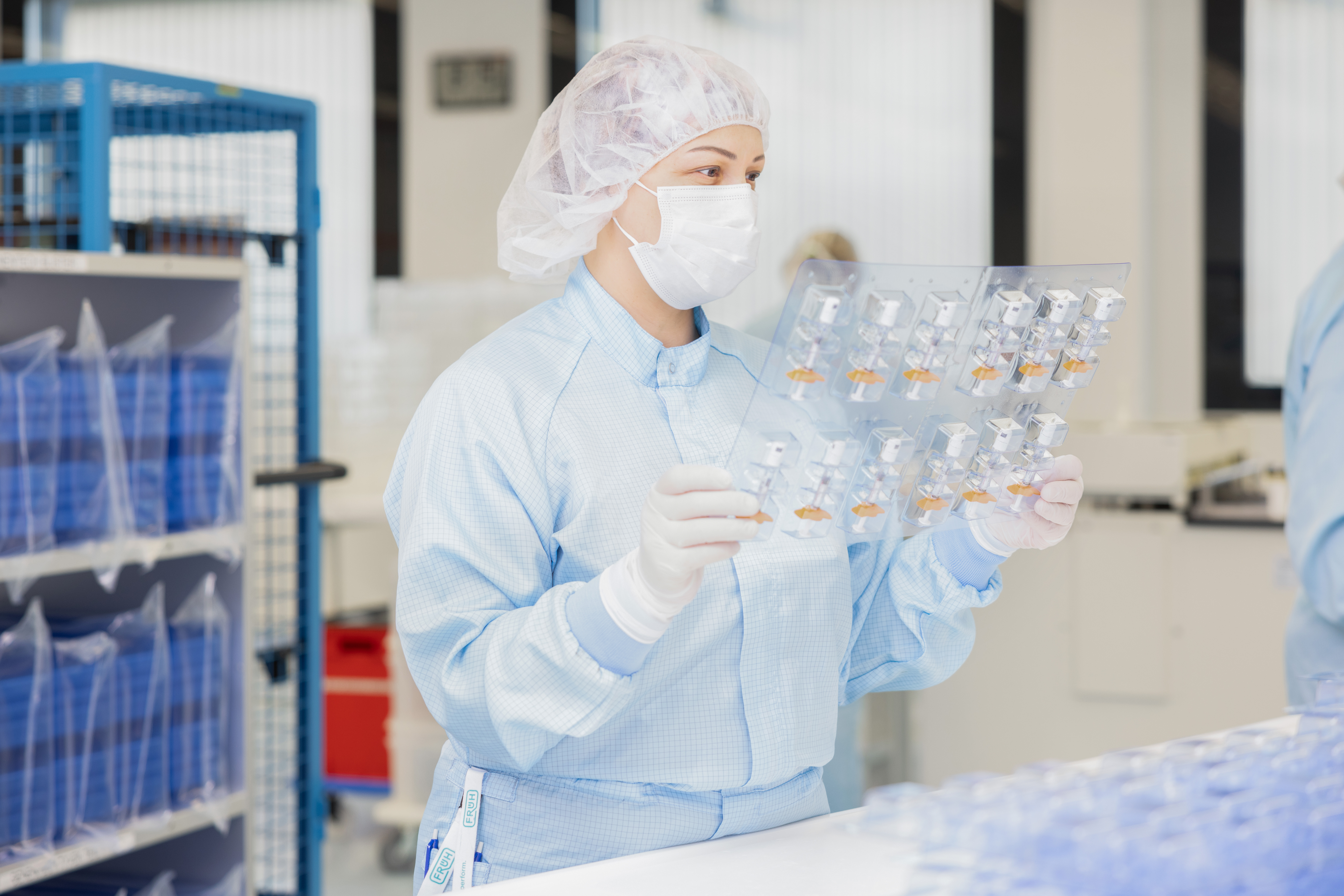 Trusted Contract Packaging Partner for Pharma 2