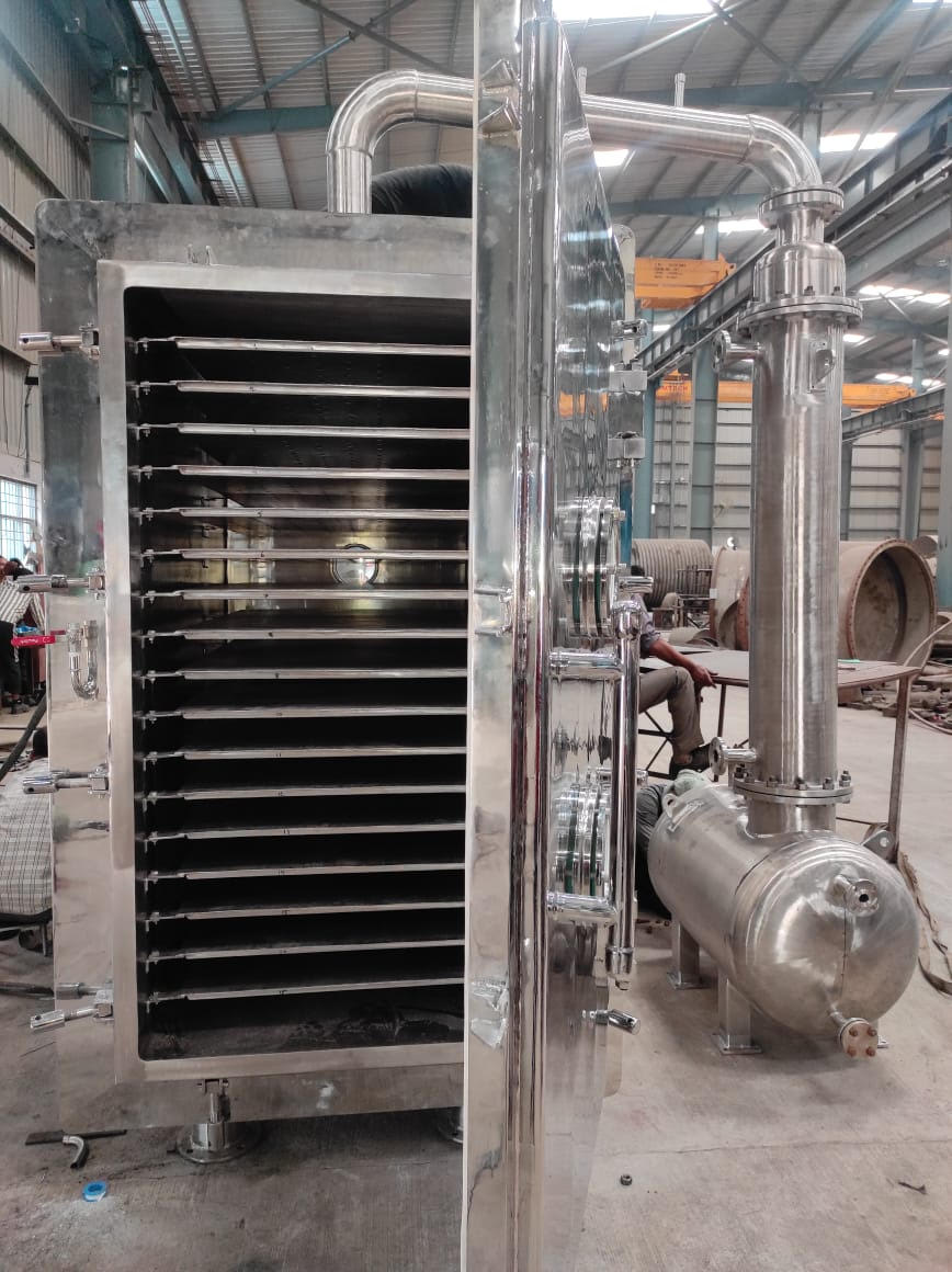 Vacuum  Tray Dryer ( VTD) 1