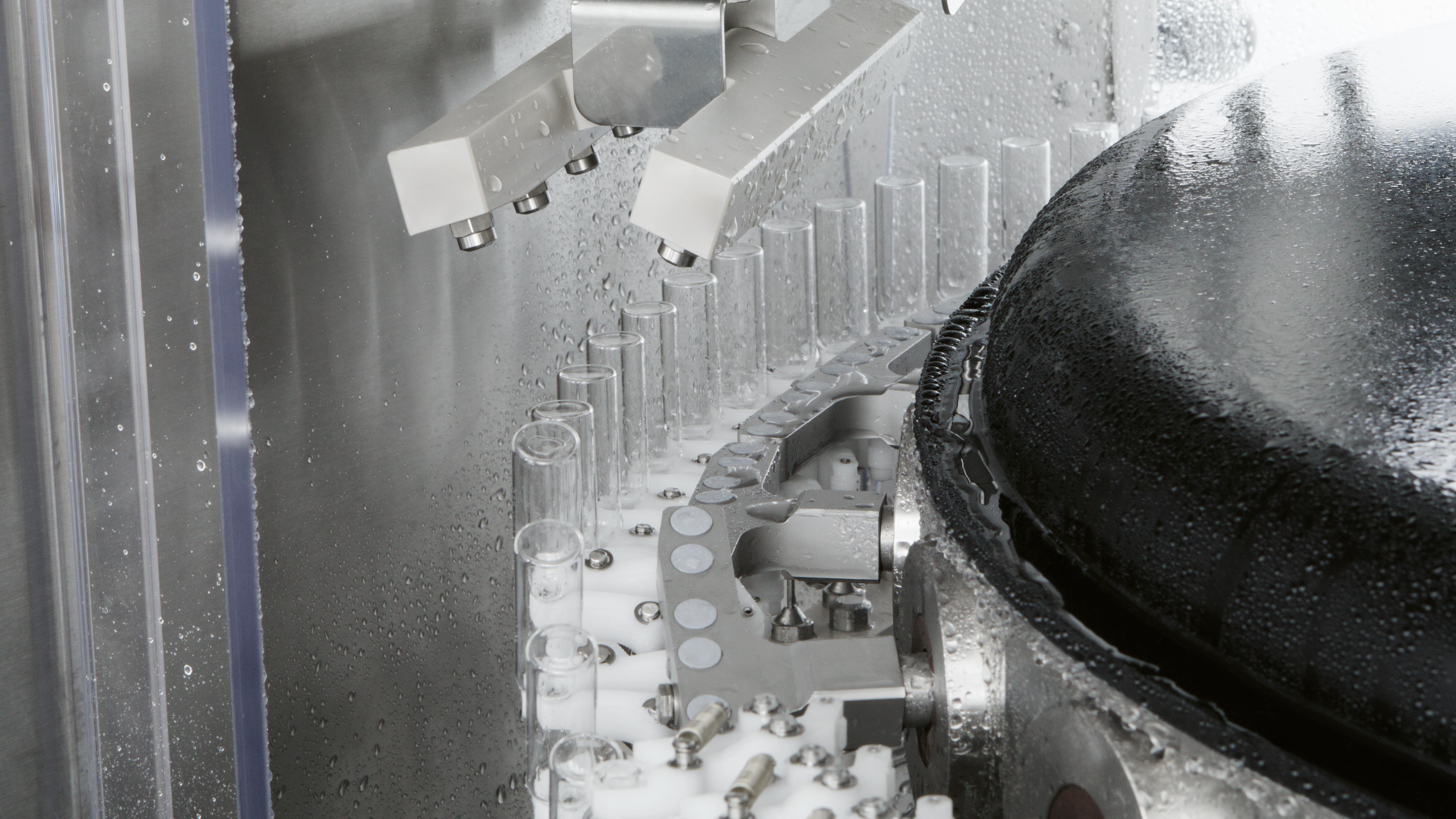 VEGA Series, rotary vial washers. 2