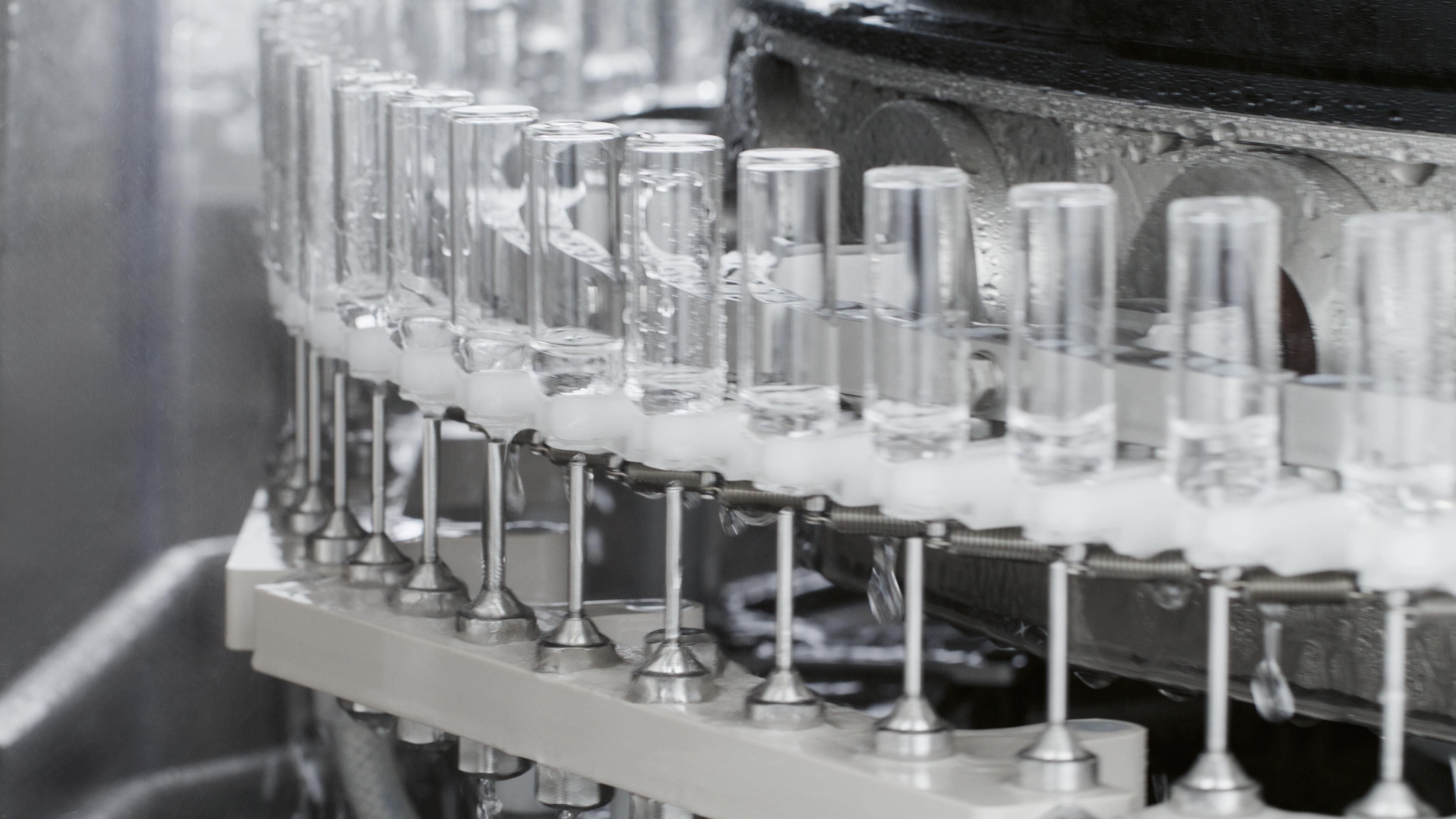 VEGA Series, rotary vial washers. 3