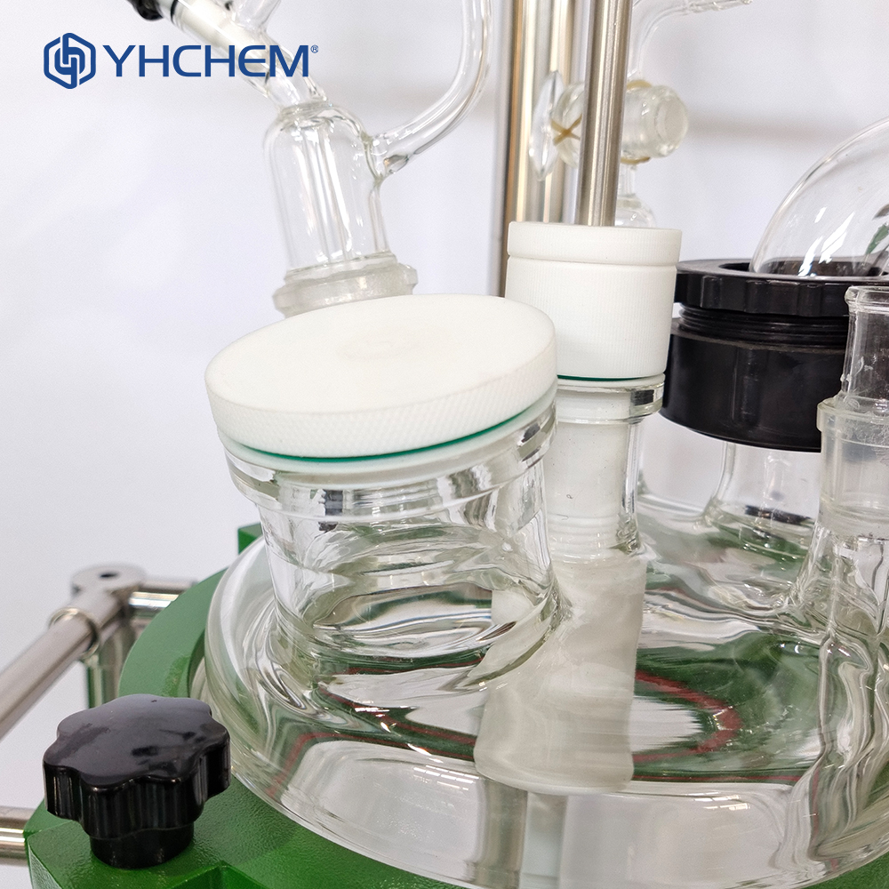 YHCHEM Jacketed Glass Reactor 2