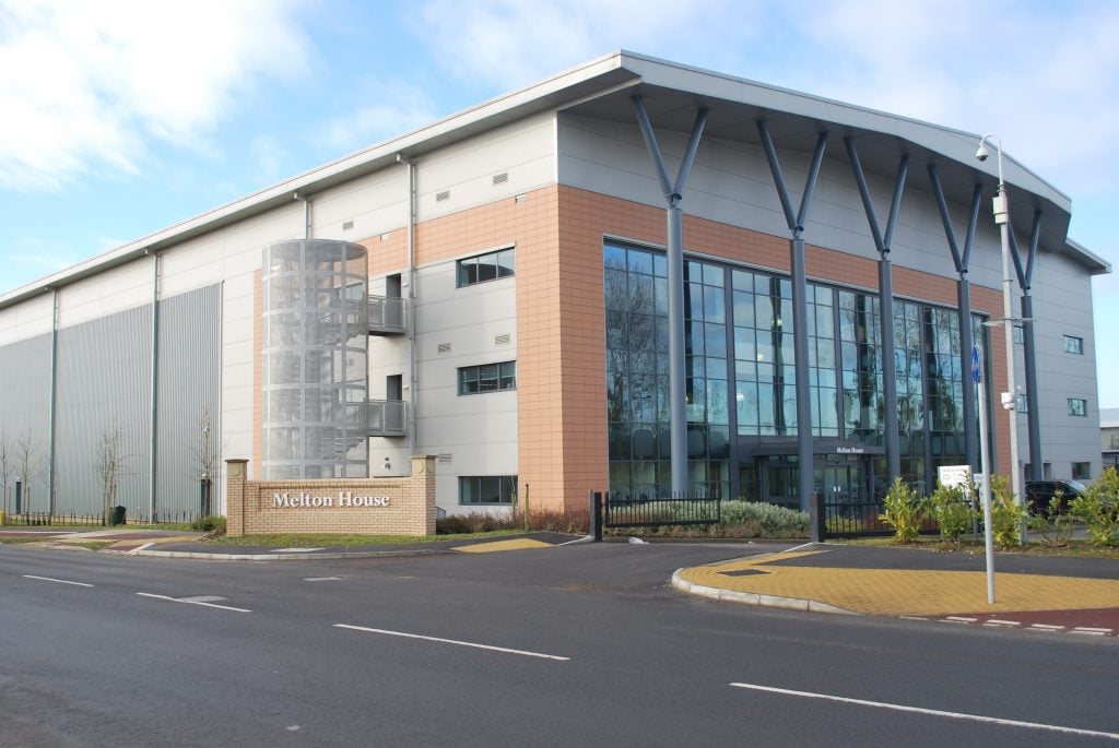 HP3: Hybrid Pharma Packaging Partner